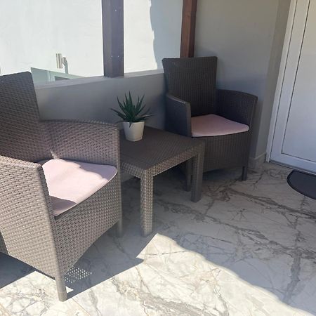 סוקו בניה Apartmani Tesla מראה חיצוני תמונה