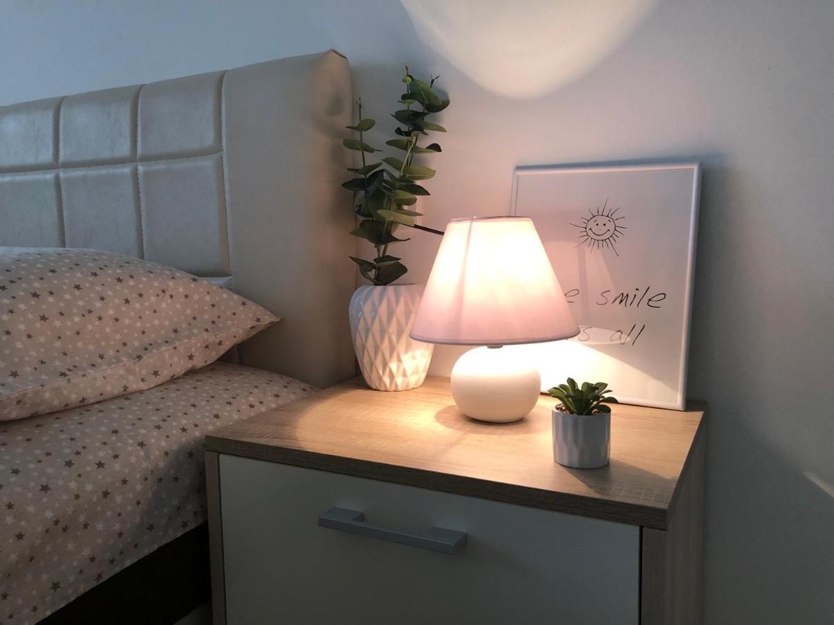 סוקו בניה Apartmani Tesla מראה חיצוני תמונה