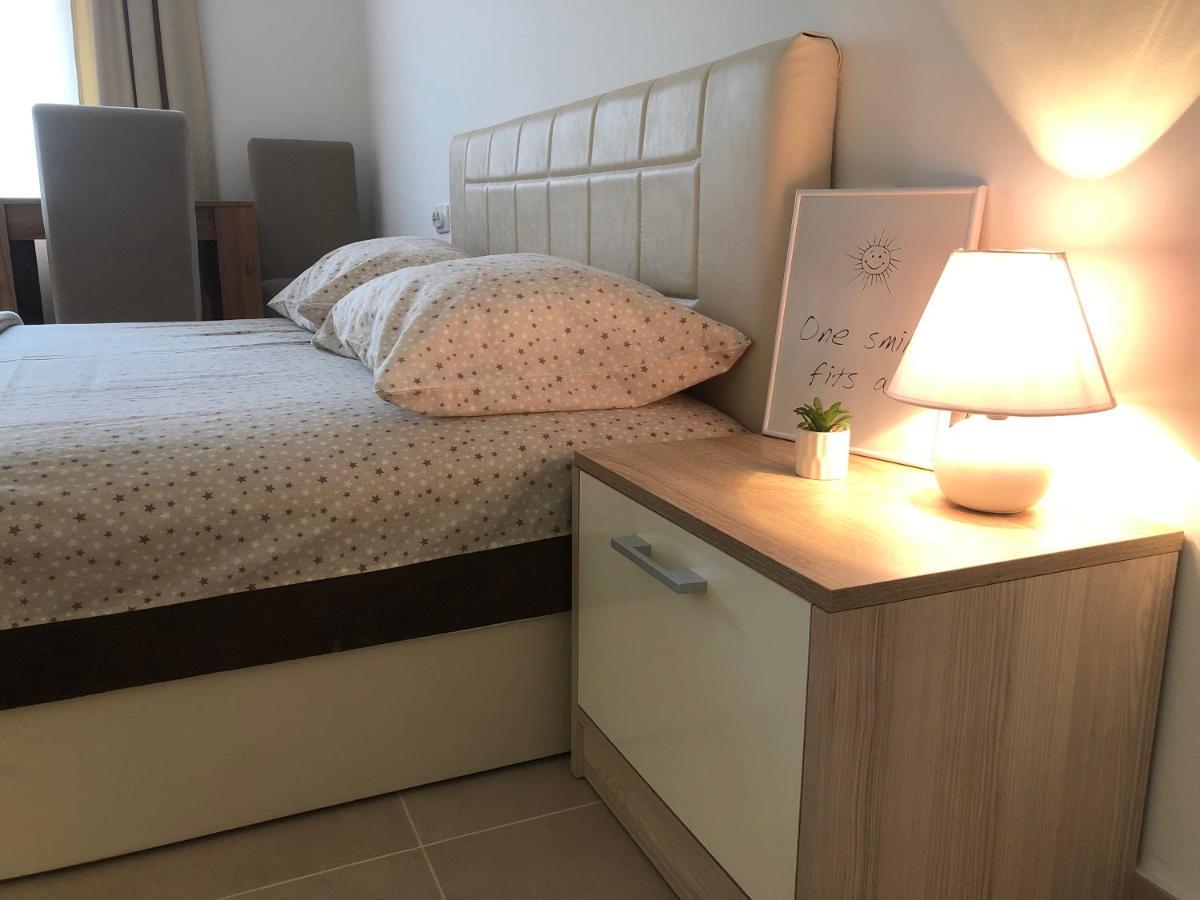 סוקו בניה Apartmani Tesla מראה חיצוני תמונה