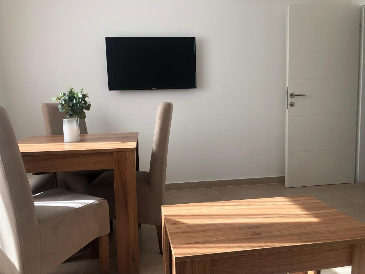 סוקו בניה Apartmani Tesla מראה חיצוני תמונה