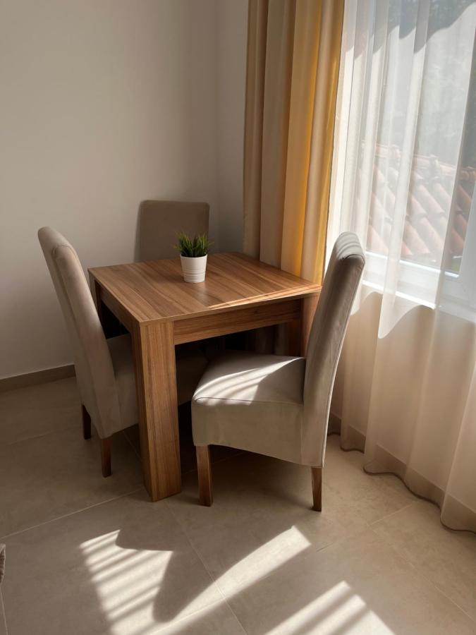 סוקו בניה Apartmani Tesla מראה חיצוני תמונה