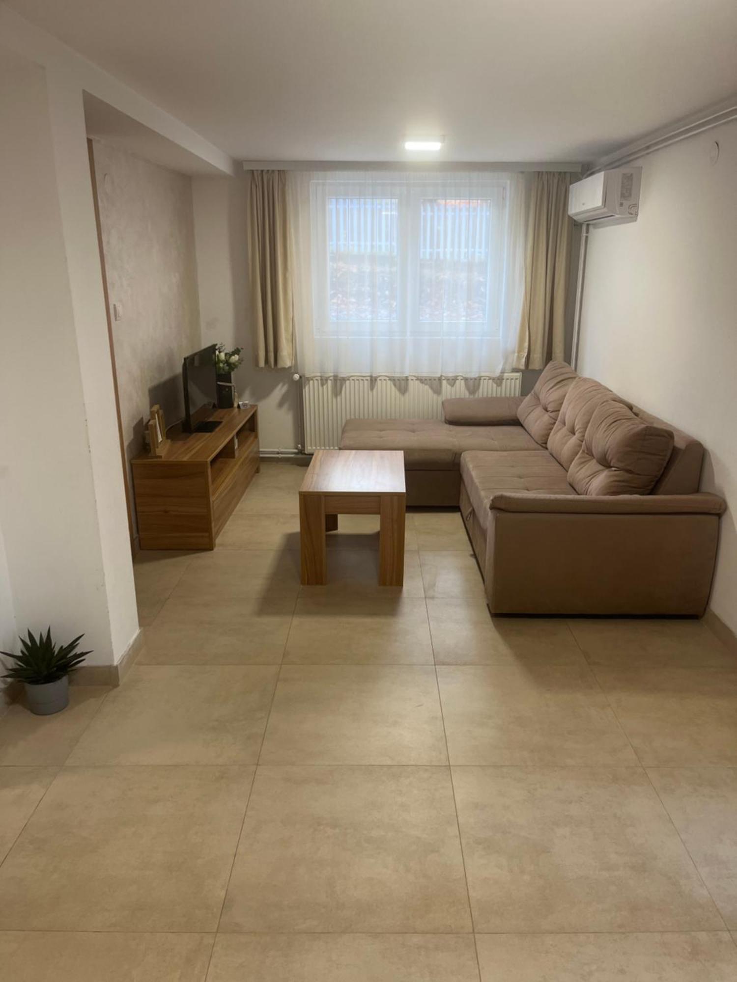 סוקו בניה Apartmani Tesla מראה חיצוני תמונה