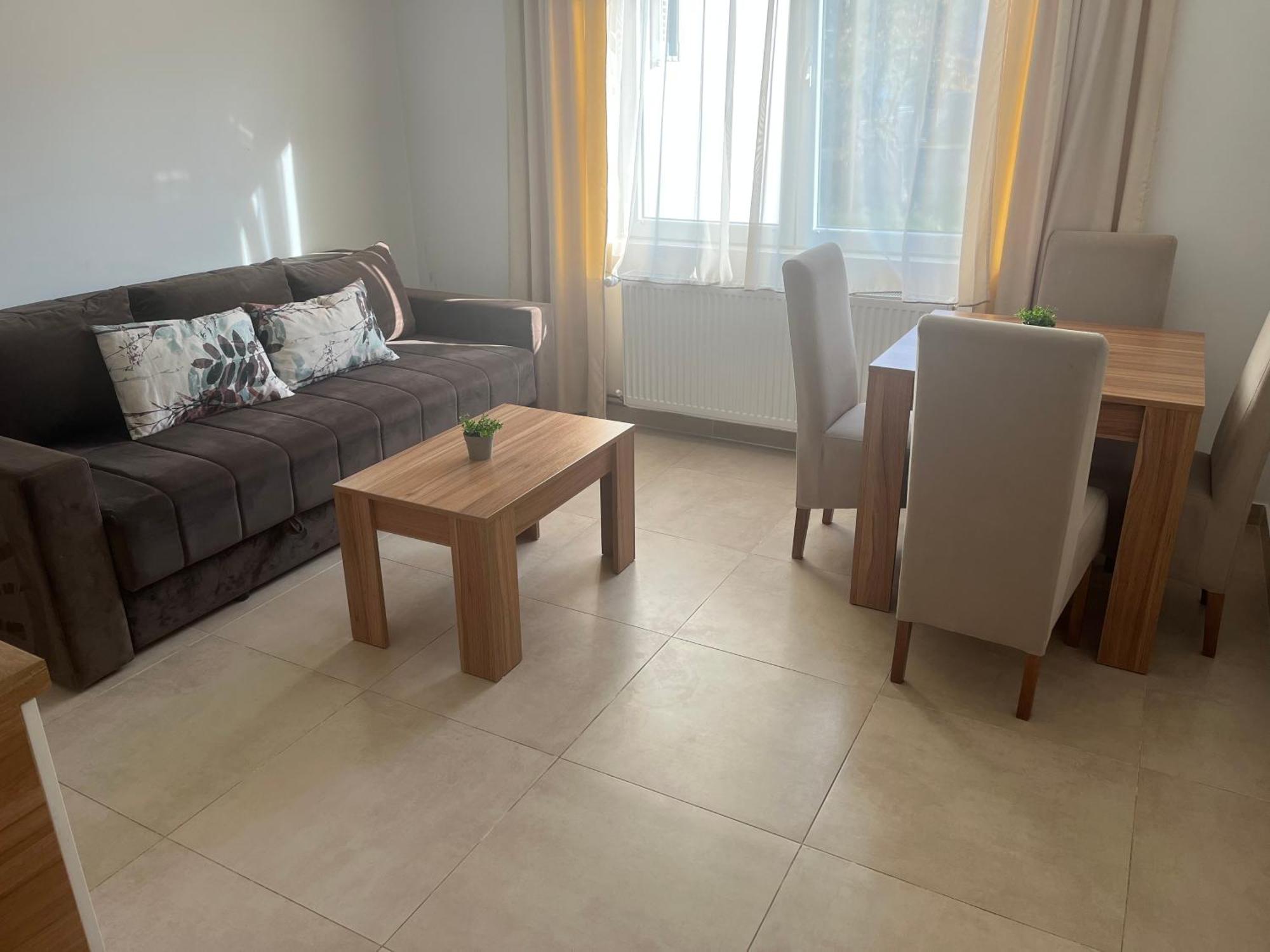 סוקו בניה Apartmani Tesla מראה חיצוני תמונה