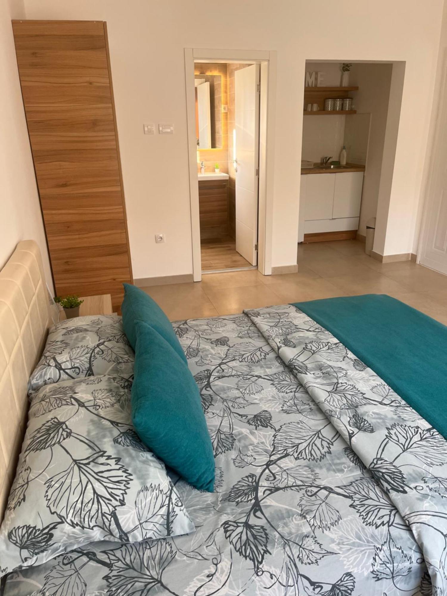סוקו בניה Apartmani Tesla מראה חיצוני תמונה